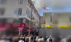 Çakmakla oynayan küçük çocuk iş yerinde yangın çıkardı