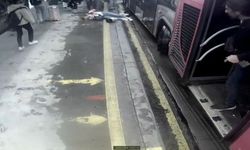 İstanbul'da metrobüs faciası: Bir kişi hayatını kaybetti, 20 yaralı!