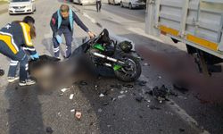 Kamyonla çarpışan motosiklet sürücüsü yaşamını yitirdi
