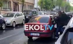 Kan donduran anlar kamerada: Kaçırmaya çalıştıkları kadın direnince katlettiler