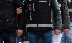 Kırmızı bültenli zanlı İzmir'de yakalandı
