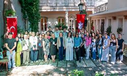 Konak'ta uluslararası buluşma: Başkan Mutlu, Avrupalı gençleri ağırladı