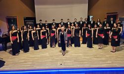 Manisa Çok Sesli Gençlik Korosu, Antalya'dan ödülle döndü