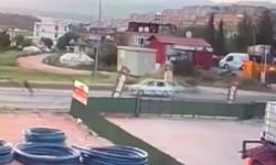 Motosiklet savruldu, sürücü ağır yaralandı