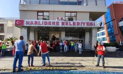 Narlıdere Belediyesi işçileri grevde: 'Talebimiz 45 bin lira taban maaş'