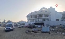 Otel inşaatında balkon çöktü