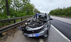 Otomobilin tıra çarpmasıyla 1 kişi yaralandı