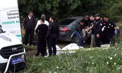 Otomobilinde av tüfeğiyle vurulmuş halde bulundu