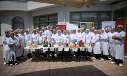 Bornova'da tatlı rekabet, pasta yarışması düzenlendi
