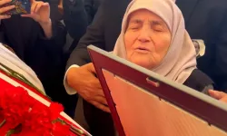 Sırrı Süreyya Önder'in annesi Zeliha Önder kimdir?