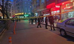 Sokak kavgası kanlı bitti: Tabancasını çekti, kendini vurdu!
