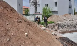 SON DAKİKA | Okul inşaatı temel kazısında kafatası ve kemikler bulundu