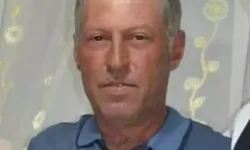 Devrilen traktörün altında kalan 56 yaşındaki adam hayatını kaybetti