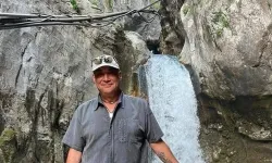 Yeşilçam'ın usta ismi Mehmet Serdar Sulukahya evinde bıçaklandı