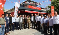 Yunusemre Belediyesi'nden Muradiye'ye yeni soluk: Yunus Park Akasya Kafe