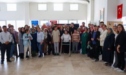 Yunusemre'de özel bireylerin ailelerine beslenme ve fiziksel sağlık semineri verildi