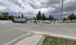 Yürekleri ağza getiren kaza: Okul servisi devrildi, yaralılar var!