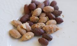 ‘Kahvaltıda zeytin yerine çekirdeği var’