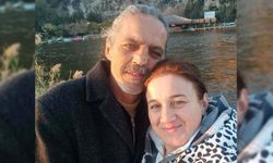 Baba ve 13 yaşındaki oğlu evinde bıçaklanarak öldürüldü