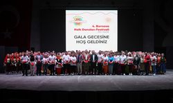 Bornova'da "4. Halk Oyunları Festivali" coşkuyla son buldu
