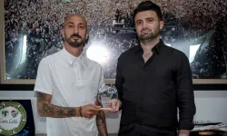 Bursaspor’da veda zamanı: Kaptan Ahmet İlhan Özek ile yollar ayrıldı!