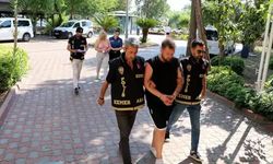 C*nsel ilişki vaadiyle tuzak kurup 3 çocuğu dolandırdılar!
