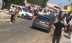 Çocuk kavgasında taş ve sopalar konuştu: Kavgada mahalle savaş alanına döndü!