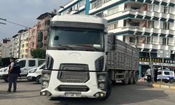 Feci kaza: Tırın çarptığı kadın hayatını kaybetti!
