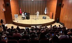 Piyano ve Tar ezgileri, EÜ Konservatuvar Sahnesi'nde buluştu