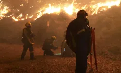 Sakız Adası yangını 2'nci gününde! İtfaiyecilere geri çekilin talimatı verildi