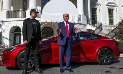 Tesla hisselerinde sert düşüş: Trump-Musk gerilimi piyasayı sarstı