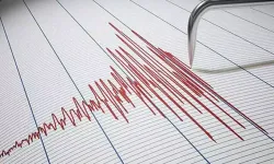 Pakistan'da 5,4 büyüklüğünde korkutan deprem! Çevre bölgelerde hissedildi