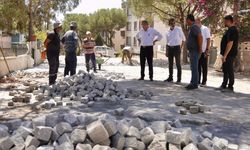 Ayvalık Belediyesi’nde altyapı ve yol onarımı çalışmaları sürüyor