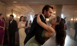'Çift Kişilik Oda' dizisinin fişi çekildi! Apar topar yayından kaldırılıyor