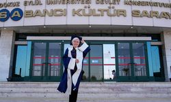 Emekli inşaat mühendisi resim bölümünü dereceyle bitirdi