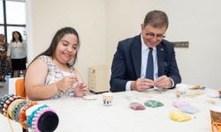 İzmir'de "engelsiz yaşam" için yeni adım: Başkan Tugay'dan anlamlı ziyaret