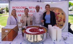 İzmir'de Muharrem Ayı'nın bereketi, aşure sofralarında yaşandı