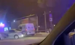 Kontrolden çıkan otomobil baba ve oğluna çarptı: 2 ölü