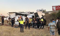 Kuzey Marmara Otoyolu’nda feci kaza: TIR araziye devrildi, 2 ölü!