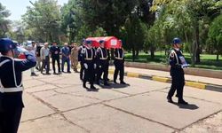 Şehit Jandarma Çavuş Mustafa Zamkı'nın naaşı 67 yıl sonra memleketine uğurlandı