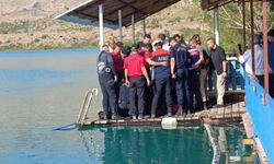 Tatil ziyareti acıya dönüştü: Terlik için girdiği baraj gölünde can verdi!