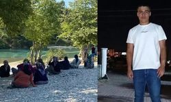 Topun peşinden ırmağa atladı, akıntıya kapılarak kayboldu