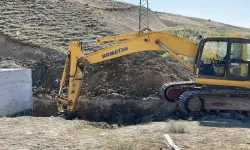 Tünel çevresinde toprak kayması: 2 işçi göçük altında kaldı