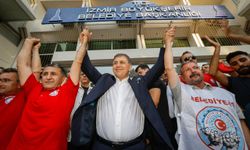 İzmir’de belediye-işçiler krizinde uzlaşma sağlandı: İşten çıkarılanlar geri dönüyor!