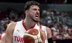 A Milliler son 16’da! Portekiz’i parkeden sildi