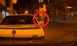 Ters yöne girdi, park halindeki araçlara çarptı olay yerinden süratle kaçtı