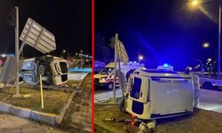Hafif ticari araç ile ambulansın çarpıştığı kazada 5 kişi yaralandı