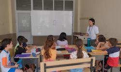 Aydınlı çocuklar, yaz tatilini İngilizce öğrenerek geçiriyor