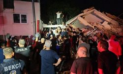 SON DAKİKA | Balıkesir'de 6,1 büyüklüğünde deprem... Acı haber geldi! 1 kişi hayatını kaybetti!