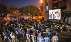 Bornova’da yaz akşamları sinema keyfi